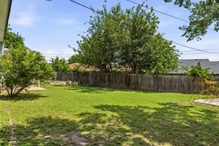 2702 Julie Cove, Taylor, TX 76574 - Photo 25