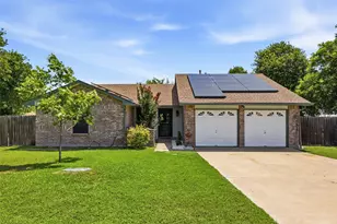 2702 Julie Cove, Taylor, TX 76574 - Photo 3