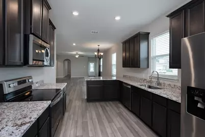 521 Congress Way, Liberty Hill, TX 78642 - Photo 5