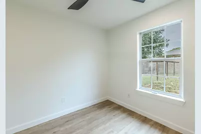 119 W Kikipua Lane, Bastrop, TX 78602 - Photo 17