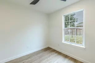 119 W Kikipua Ln, Bastrop, TX 78602 - Photo 17