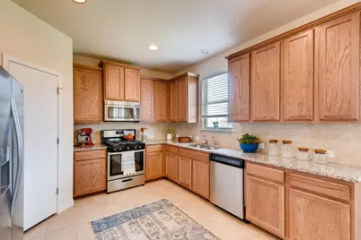 467 Twisted Oaks Lane, Buda, TX 78610 - Photo 3