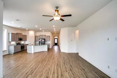 104 Night Bloom Path, Liberty Hill, TX 78642 - Photo 5