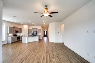 104 Night Bloom Path, Liberty Hill, TX 78642 - Photo 5