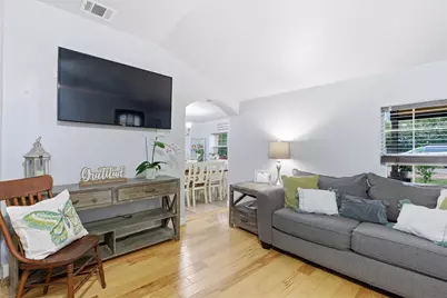 106 Zimmerman Avenue, Bastrop, TX 78602 - Photo 5