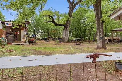 106 Zimmerman Avenue, Bastrop, TX 78602 - Photo 23