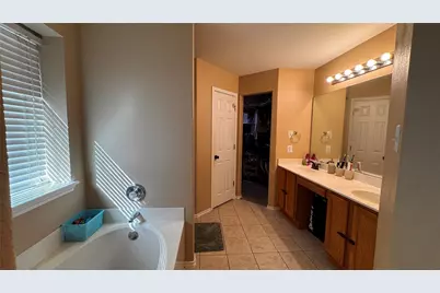 1536 Lorson Loop, Round Rock, TX 78665 - Photo 9