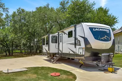 213 Lost Prairie Trail, Liberty Hill, TX 78642 - Photo 35