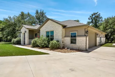 213 Lost Prairie Trail, Liberty Hill, TX 78642 - Photo 5