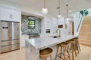 7810 Hardy Dr, Austin, TX 78757 - Photo 11