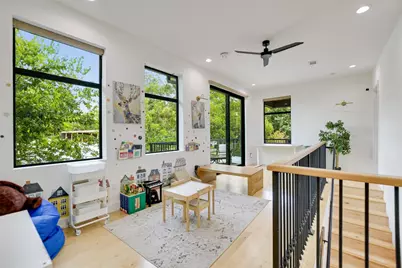 7810 Hardy Drive, Austin, TX 78757 - Photo 19