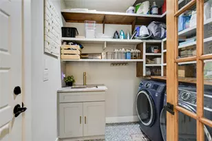 7810 Hardy Dr, Austin, TX 78757 - Photo 17