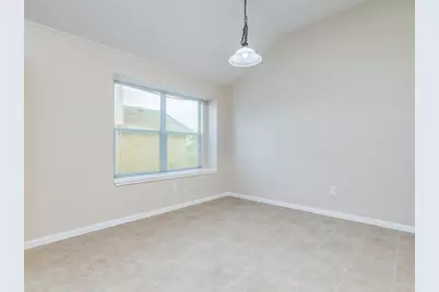 157 Maplewood S, Kyle, TX 78640 - Photo 7