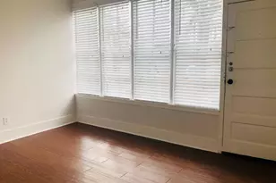 207 W 39th St, Austin, TX 78751 - Photo 3