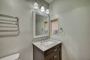 1202 Thorpe Ln, San Marcos, TX 78666 - Photo 17