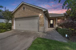 5036 Lexington Meadow Ln, Del Valle, TX 78617 - Photo 3