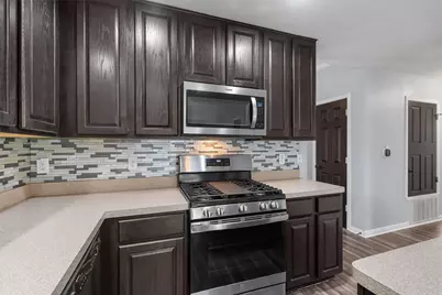 5036 Lexington Meadow Lane, Del Valle, TX 78617 - Photo 11