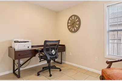 803 E 3rd Street, Georgetown, TX 78626 - Photo 9