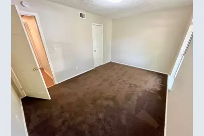 112 Hillside Cove, Elgin, TX 78621 - Photo 9