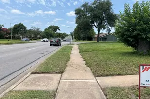1428 W Braker Ln, Austin, TX 78758 - Photo 11