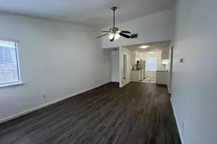 1428 W Braker Ln, Austin, TX 78758 - Photo 3