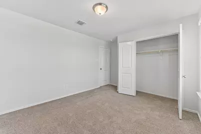105 Green Jay Drive, Jarrell, TX 76537 - Photo 33