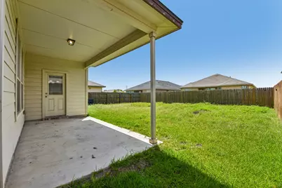 105 Green Jay Drive, Jarrell, TX 76537 - Photo 37