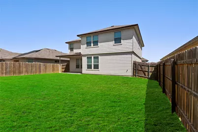 105 Green Jay Drive, Jarrell, TX 76537 - Photo 37