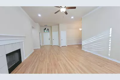 1248 Lacey Oak Loop, Round Rock, TX 78681 - Photo 3