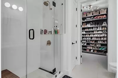 1701 Simond Avenue #304, Austin, TX 78723 - Photo 5