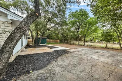 406 Lakeway Drive, Georgetown, TX 78628 - Photo 23