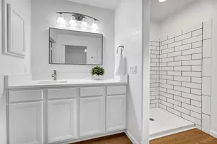 406 Lakeway Dr, Georgetown, TX 78628 - Photo 17