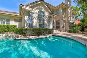 38 Tiburon Dr, The Hills, TX 78738 - Photo 15