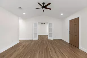 10808 Ridgeway St, Jonestown, TX 78645 - Photo 13