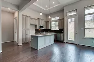 113 Cartwheel Bend, Austin, TX 78738 - Photo 3