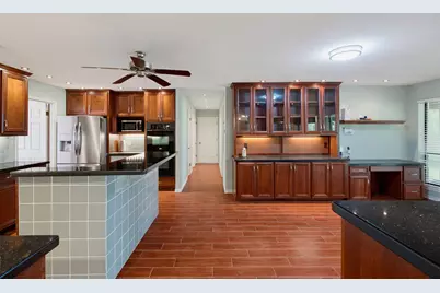 133 Champions Drive, Rockdale, TX 76567 - Photo 11
