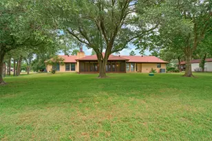 133 Champions Dr, Rockdale, TX 76567 - Photo 3