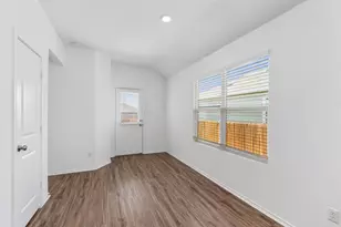 108 Joe Kidd Ln, Jarrell, TX 76537 - Photo 11