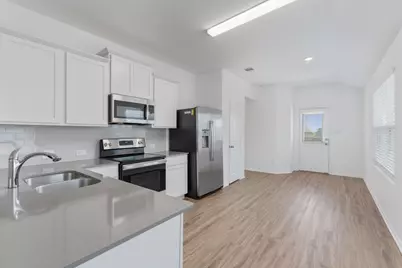 108 Joe Kidd Lane, Jarrell, TX 76537 - Photo 7