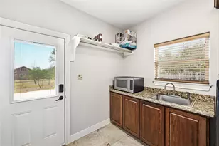 140 Winchester Rd, Bastrop, TX 78602 - Photo 25
