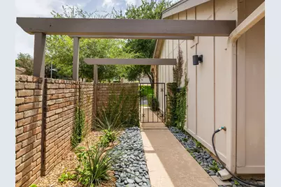 2532 Stoutwood Circle, Austin, TX 78745 - Photo 7