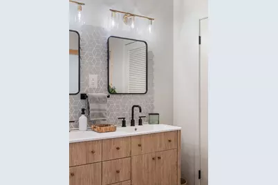 2532 Stoutwood Circle, Austin, TX 78745 - Photo 33