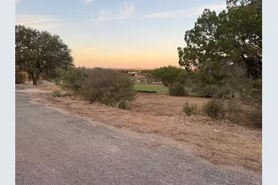 304 Red Wine, Horseshoe Bay, TX 78657 - Photo 3