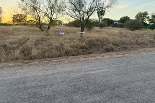 304 Red Wine, Horseshoe Bay, TX 78657 - Photo 1