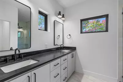 1402 Beckett Street #1B, Austin, TX 78757 - Photo 15
