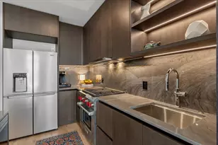 610 Davis St, Austin, TX 78701 - Photo 3