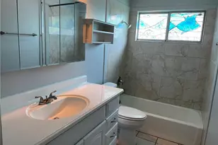 1601 Taylor Gaines St, Austin, TX 78741 - Photo 9