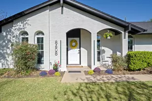 8608 Donna Gail Dr, Austin, TX 78757 - Photo 5