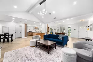 8608 Donna Gail Dr, Austin, TX 78757 - Photo 17