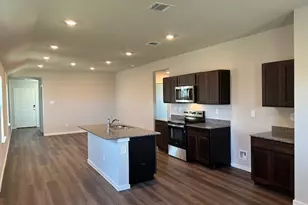 305 Randall Pl, Rockdale, TX 76567 - Photo 5